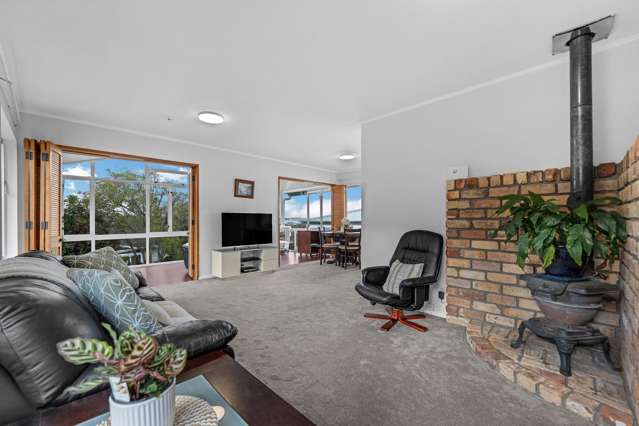 1/33 Rotoiti Avenue Pakuranga Heights_1