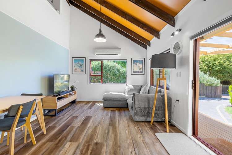 17 Sunset Street Hilltop_8