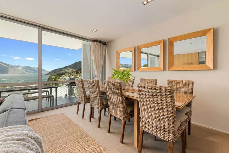 14/60 Hallenstein Street Queenstown_3