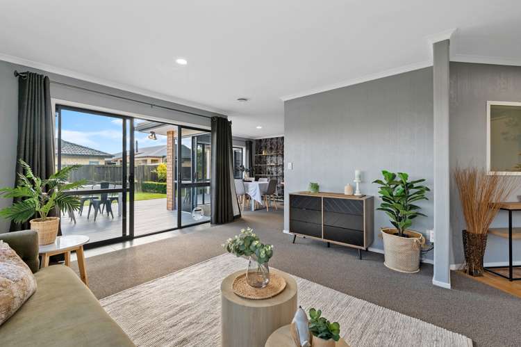 4 Courtenay Place Owhata_2