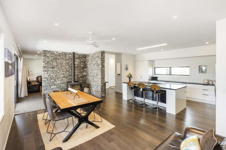 25 Hallfield Drive_3