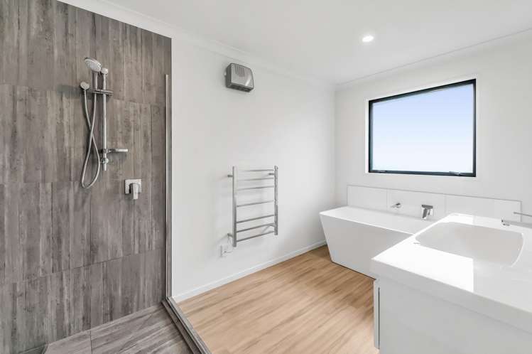 29 Irvines Track Halswell_16