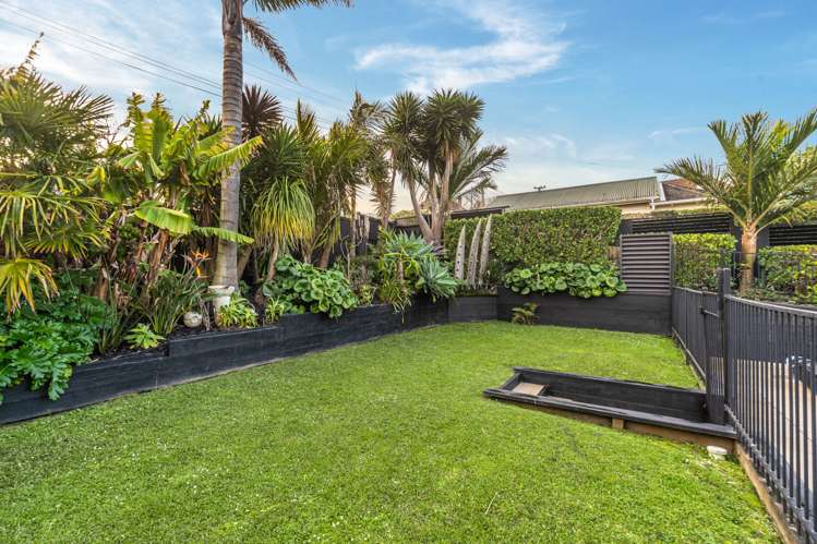 8A Haast Street Remuera_26