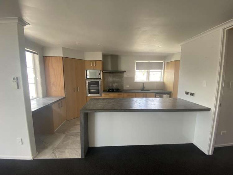 571a Queen Street 10516_2