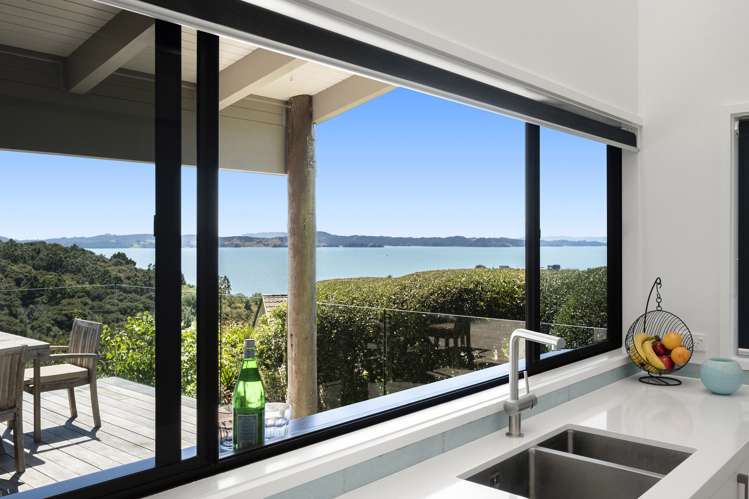 72 Rewa Road Maraetai_2