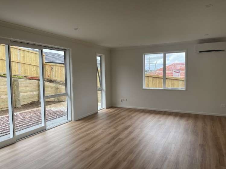 44 Sharman Place 11554_2