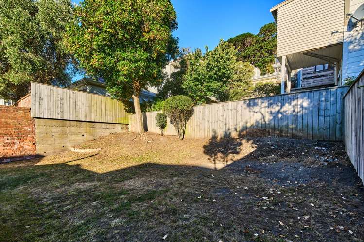 113 Austin Street Mount Victoria_12