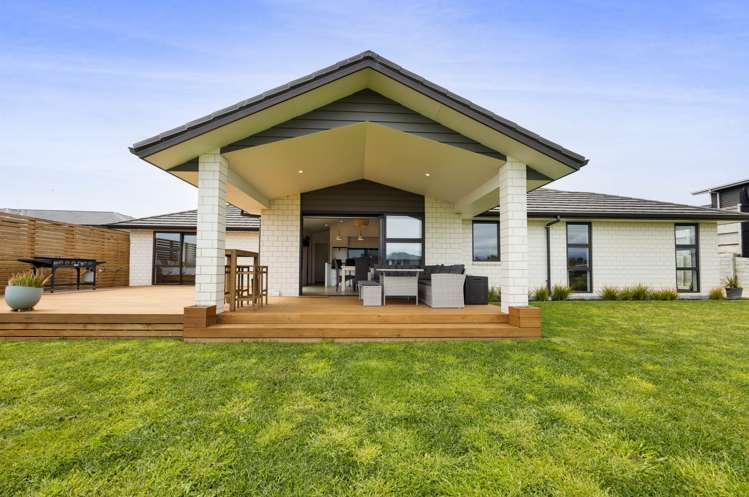 8a Jules Crescent Bell Block_1