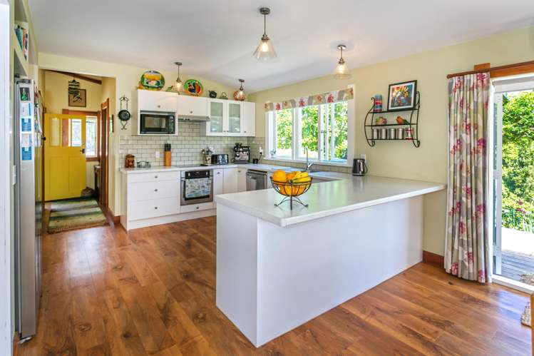 37 Kapowai Road Coroglen_30