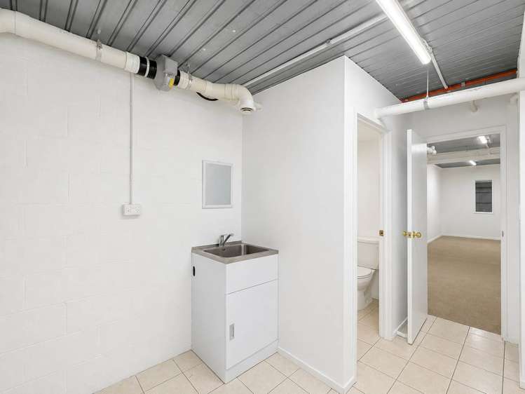 16/1 Ambrico Place New Lynn_11