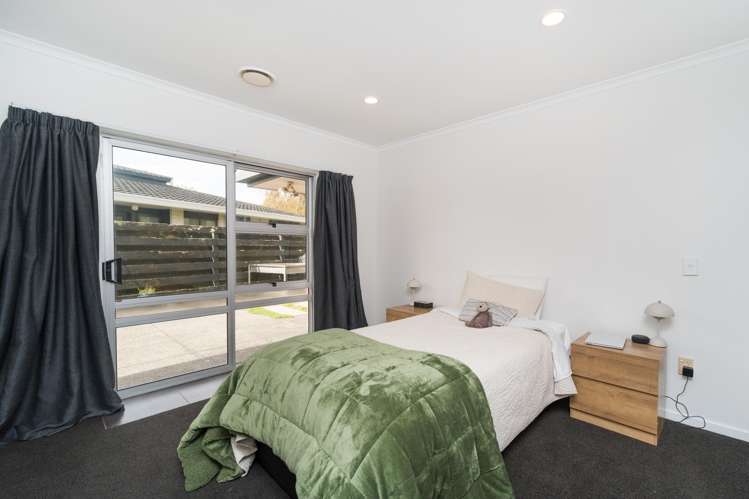 8 Aintree Crescent Awapuni_19