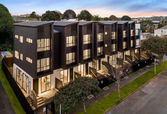 Brand New | Architecturally Designed Townhouse in Prime Sandringham