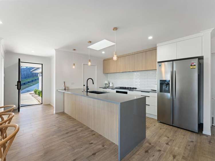 17 CALDER CRESCENT_5