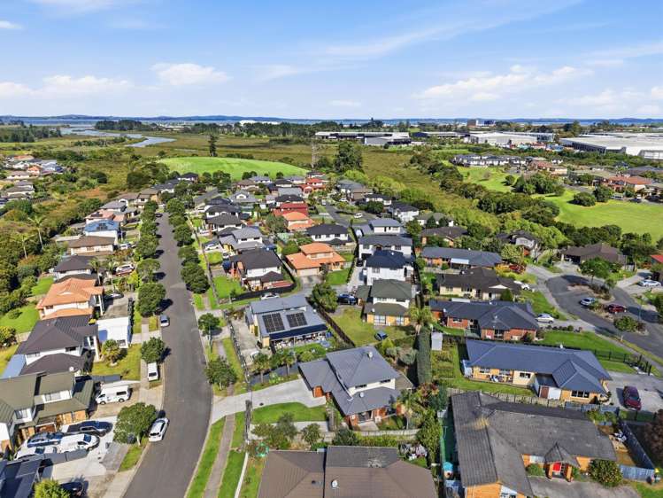 35 Peninsula Road Mangere_27