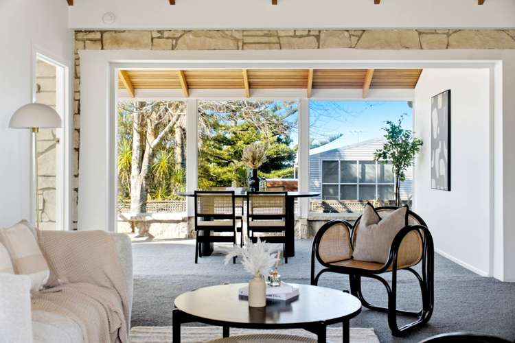 691 East Coast Road Browns Bay_6