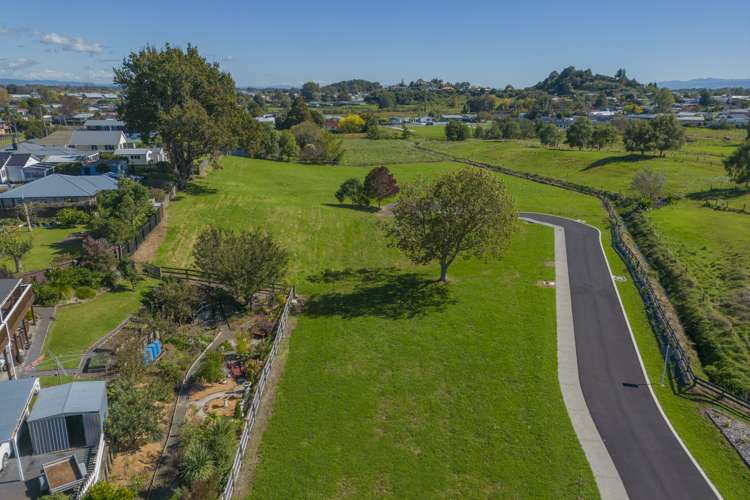 1 Double Oaks Drive Paeroa_14