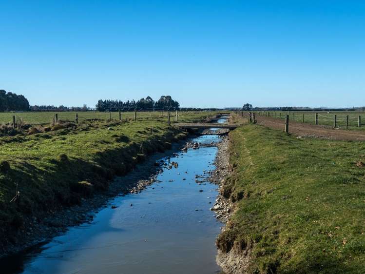 758 Hackthorne Road Mayfield_25