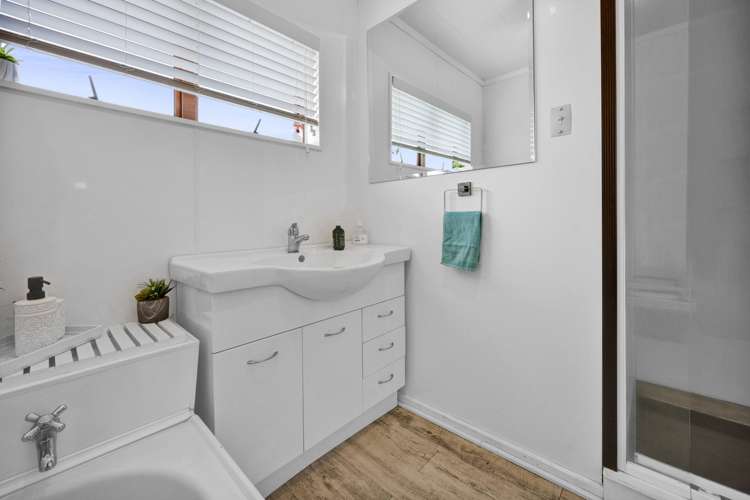 15 Pukekohatu Street Waitara_12