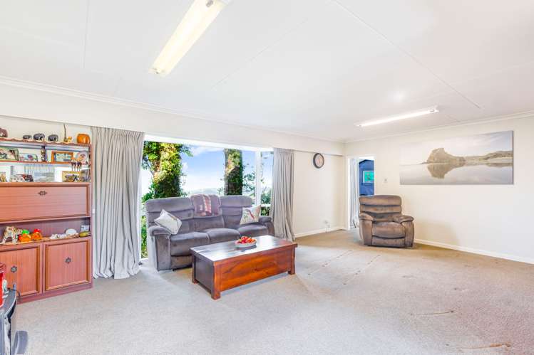 98 Scenic Drive Titirangi_9