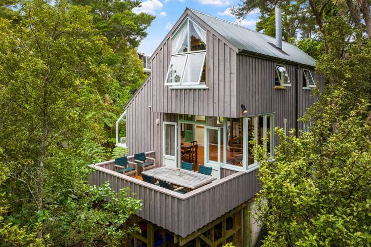 38 Grand View Road Leigh_23