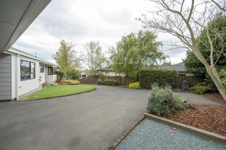 7 Rochfort Drive Richmond_16