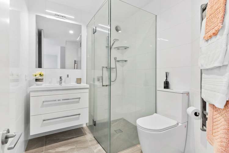 2/112 Coates Avenue Orakei_8