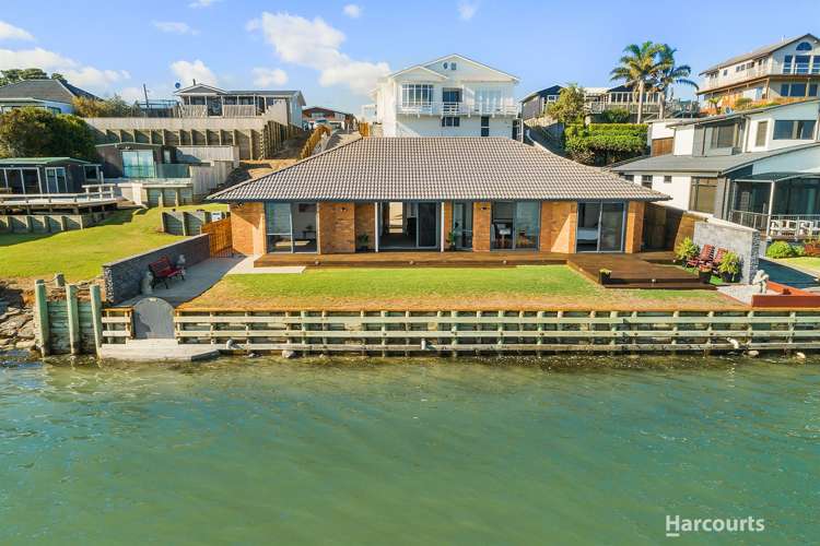 30a Crispe Road Clarks Beach_3