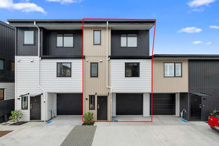 4 & 7-12/13 Arawa Street New Lynn_41