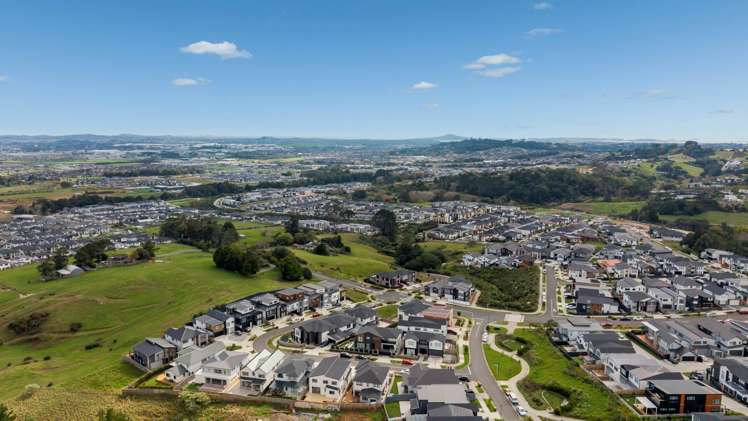 6 Bendridge Street Flat Bush_31