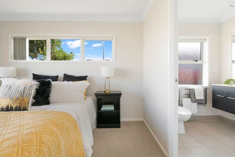 2 Maylee Crescent Gulf Harbour_16