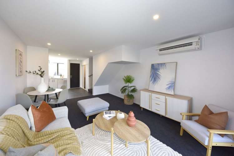 2/111 Edgeware Road Saint Albans_15