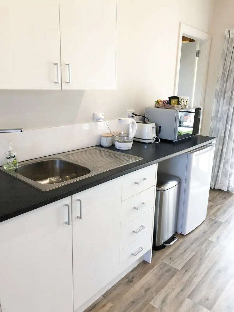 61 Laings Road Lower Hutt_5