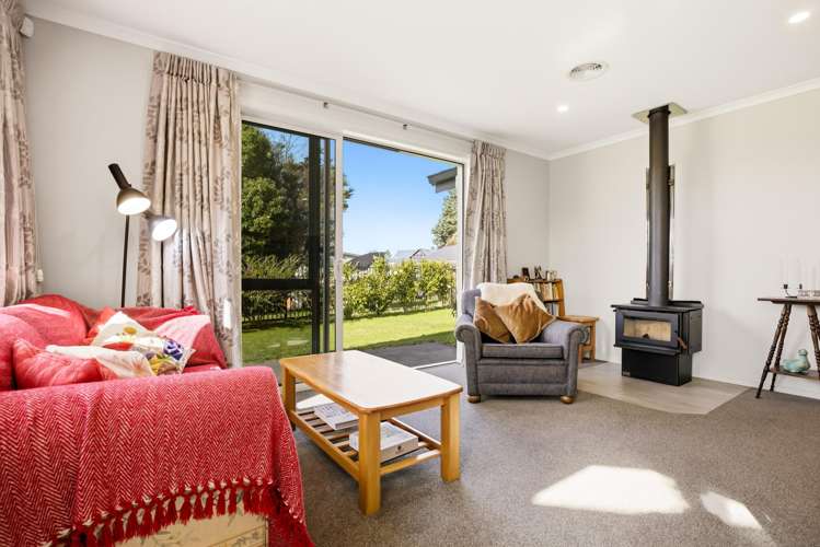 32 and 34 Ngahana Place Turangi_10