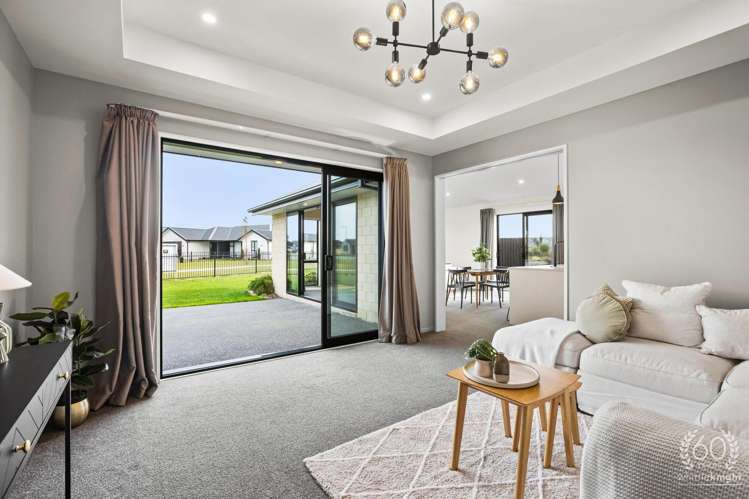 14 Hollard Crescent_5