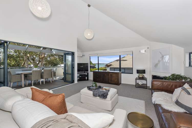 2/71 Princes Street Northcote Point_4