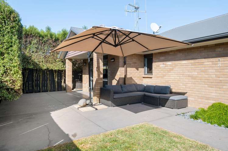 36 Barrington Drive Huntington_14