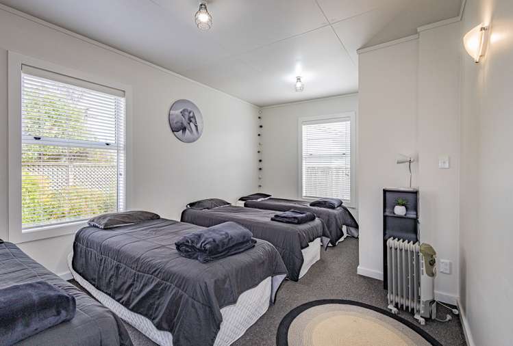 7 Tongariro Place National Park_17