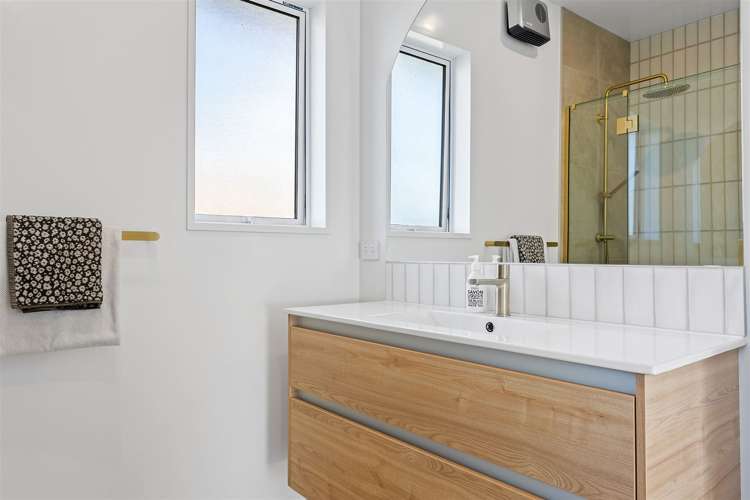 63 Katrine Drive Burwood_15