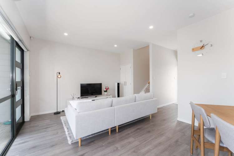 9/24 Tara Road Henderson_11