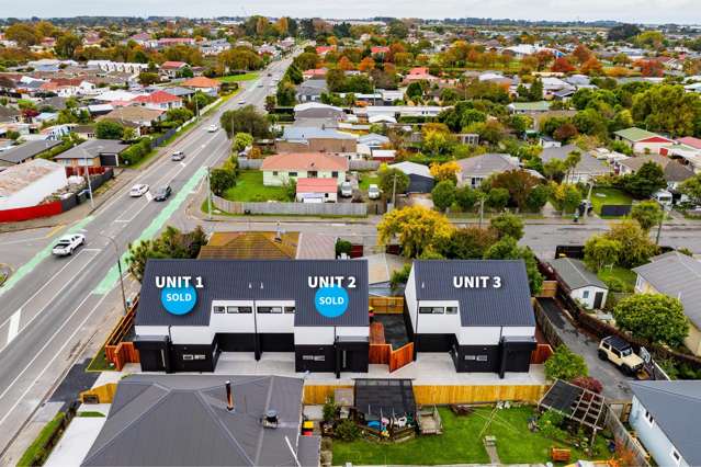 Freehold, Standalone & Ready to Move-In !