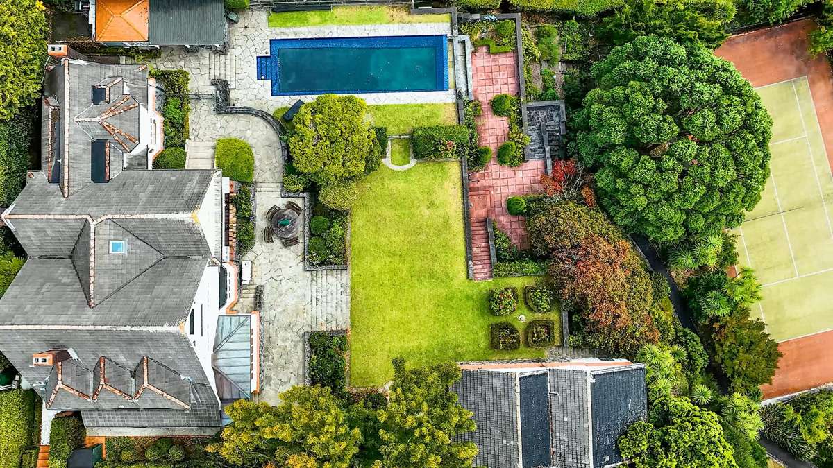6 Garden Road_0