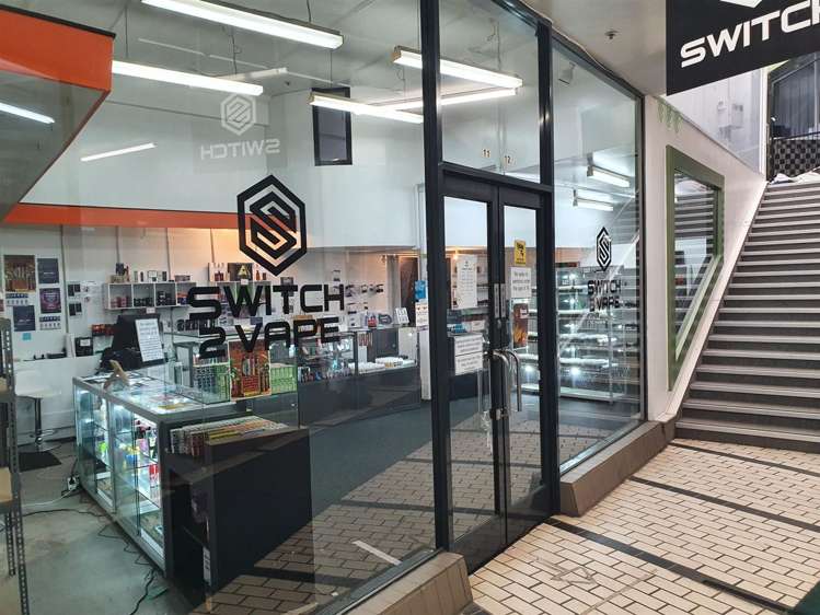 shop 11&12/33 Devon Street West New Plymouth City_0