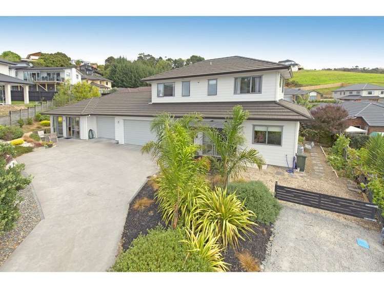 8 Bloomfield Rise Stanmore Bay_0