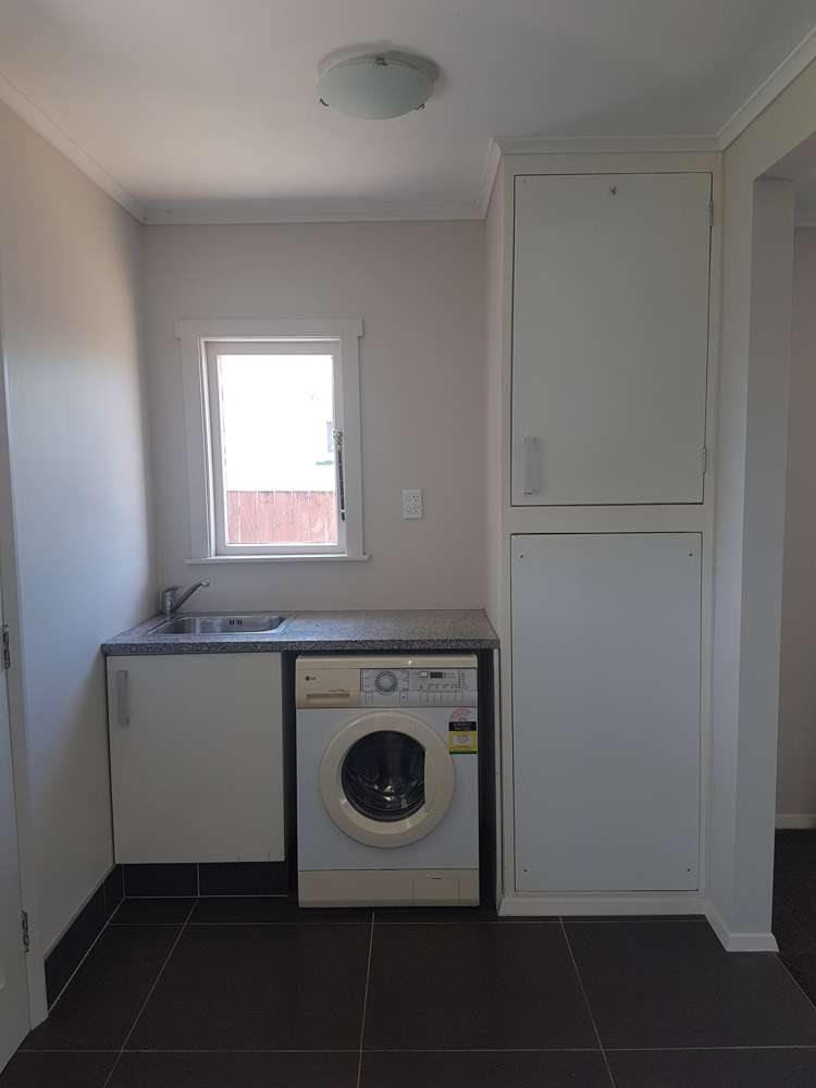 39 Sutton Crescent Papakura_7