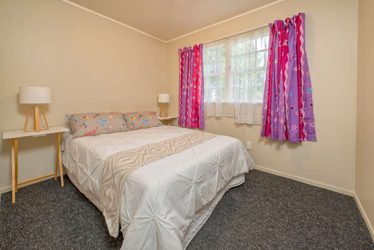 27 Fairdale Avenue Red Hill_5