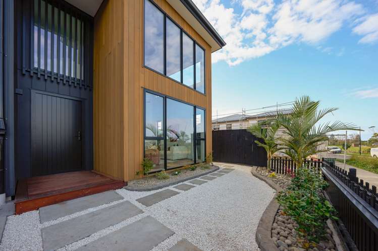 20 Streamview Way Long Bay_33