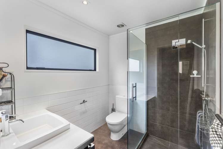 2/27 Martin Avenue Remuera_13