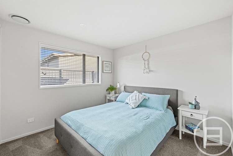 25 Vitalia Crescent Lincoln_12