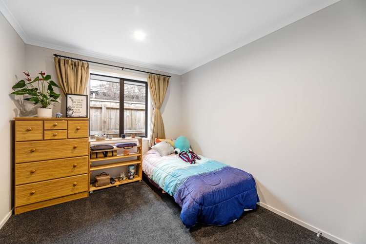 12 Caproni Road Burleigh_22