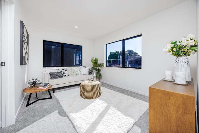 1/4 Glenmore Road Sunnyhills_3
